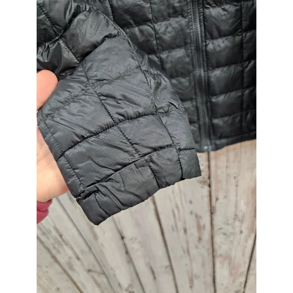 The North Face shoulders 18
